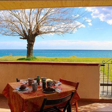 Villa House On The Sea Mascali Exterior foto